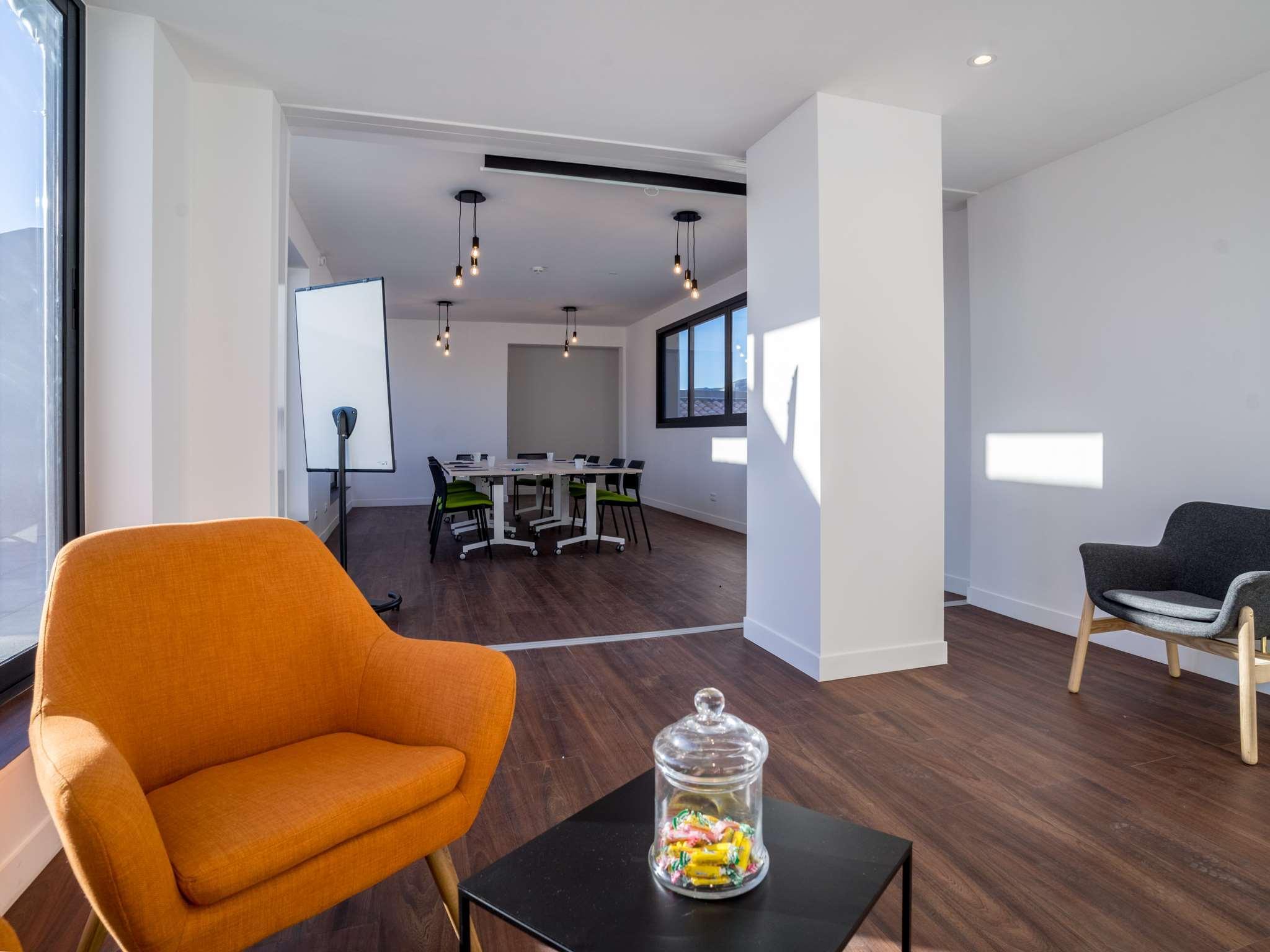 Campanile Marseille Est - Aubagne Hotell Eksteriør bilde