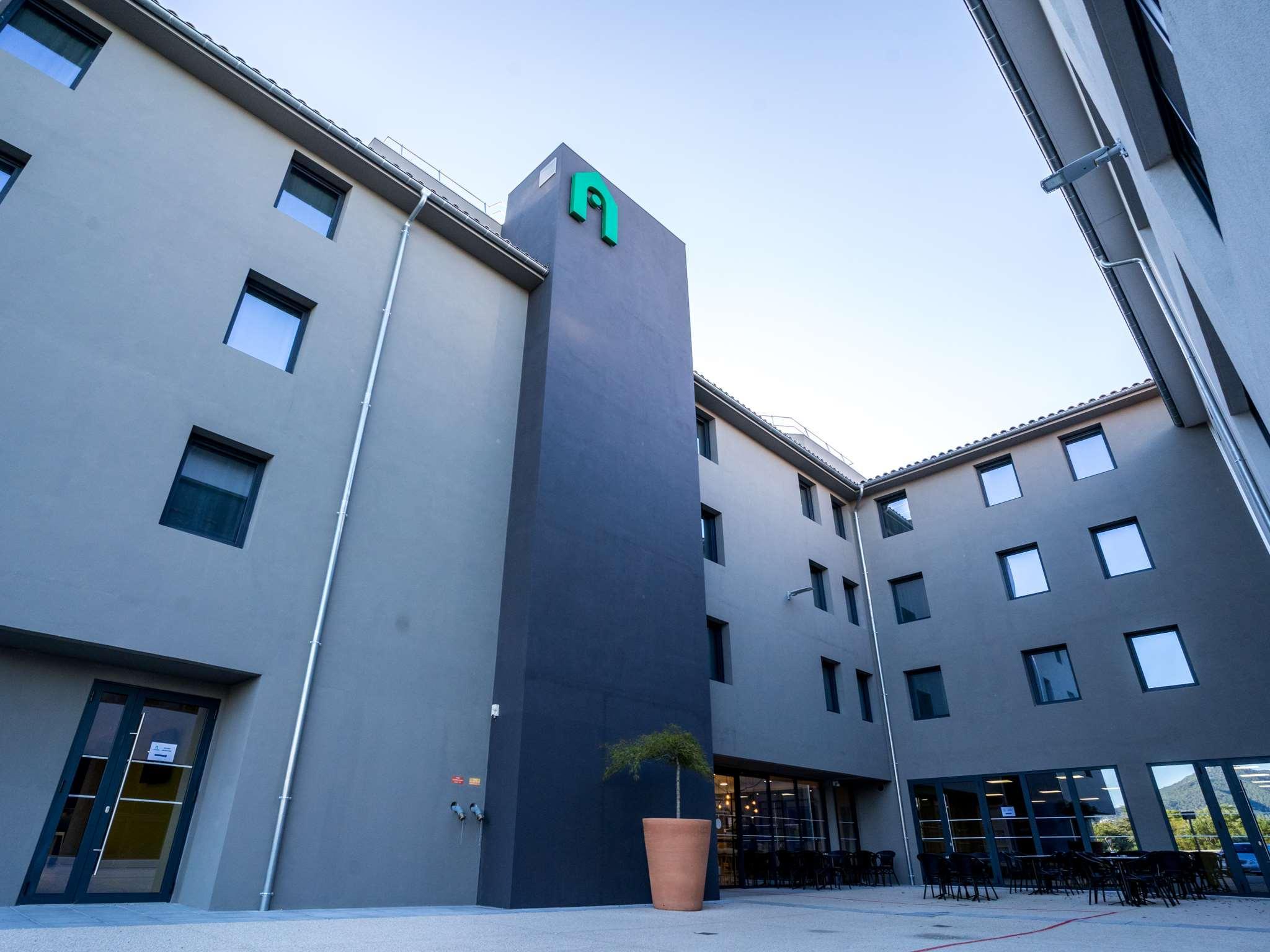 Campanile Marseille Est - Aubagne Hotell Eksteriør bilde