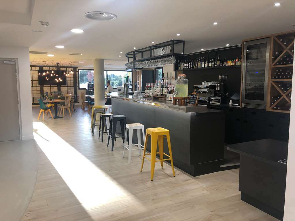 Campanile Marseille Est - Aubagne Hotell Restaurant bilde